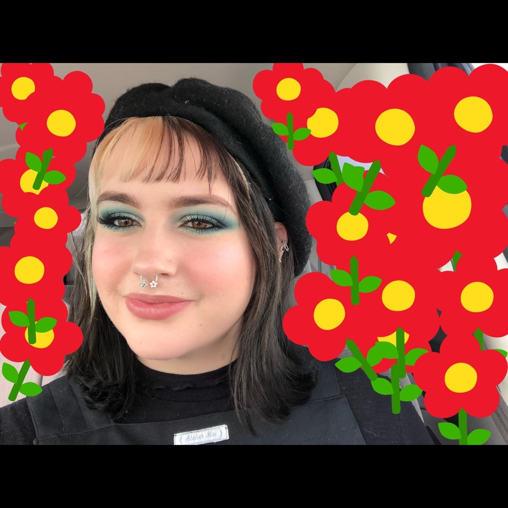 Meet your Posher, Maddy